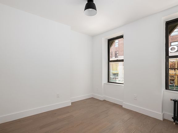 5th image of 110 8th Ave APT 4S