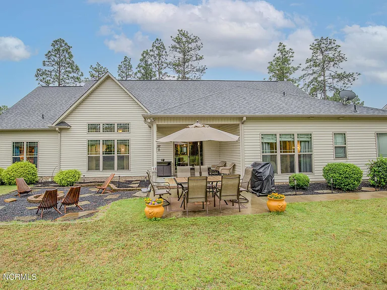 237 Rothbury Dr — Photo 56