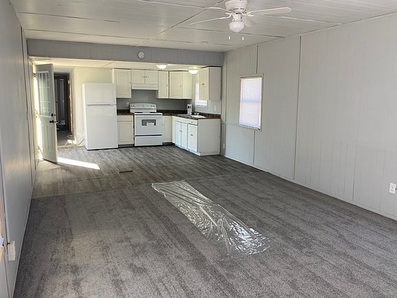 2nd image of 81 Loraine Dr #81