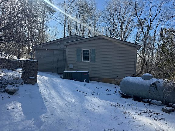 3rd image of 754 W Lone Oak Rd