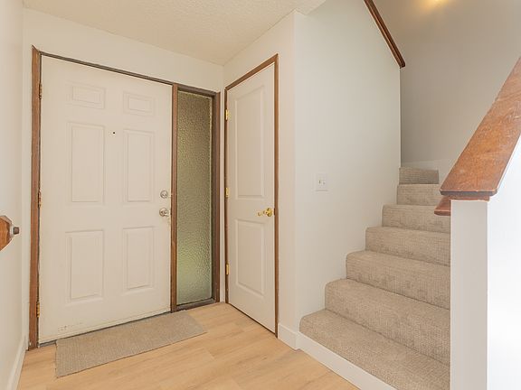 3rd image of 914 66th Pl SE #A