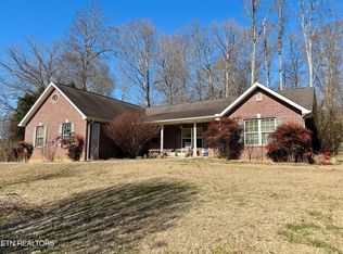 349 Fallen Oak Cir, Seymour, TN 37865