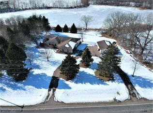 7258 Hollister Rd, Laingsburg, MI 48848