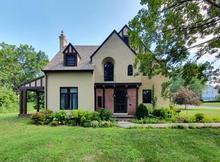 6 E Ridgecrest Rd, Marshall, MO 65340