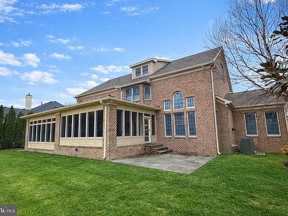 3rd image of 2605 Golf Island Rd