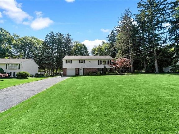 5th image of 20 Lakeview Dr