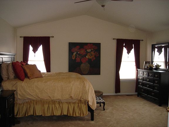 5th image of 243 Pleasant Plains Dr