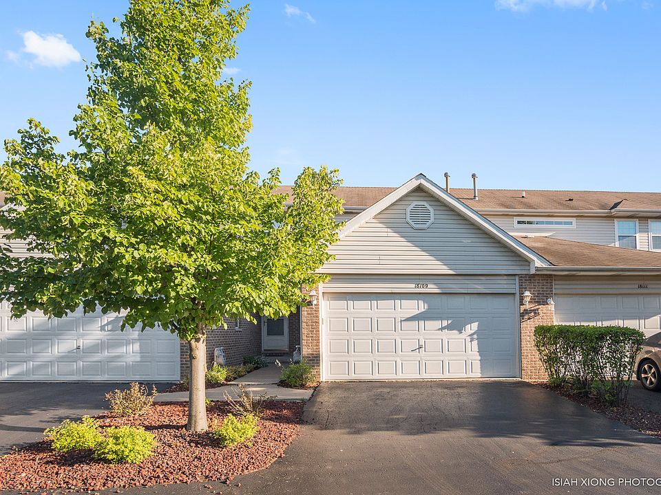 1st image of 18109 Mager Dr #18109