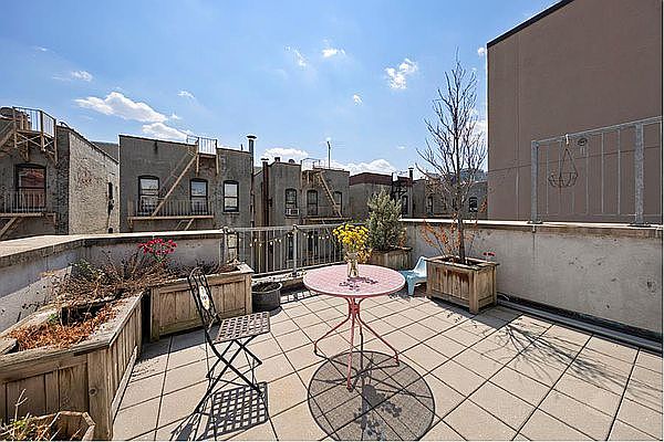 1st image of 314 W 115th St #4
