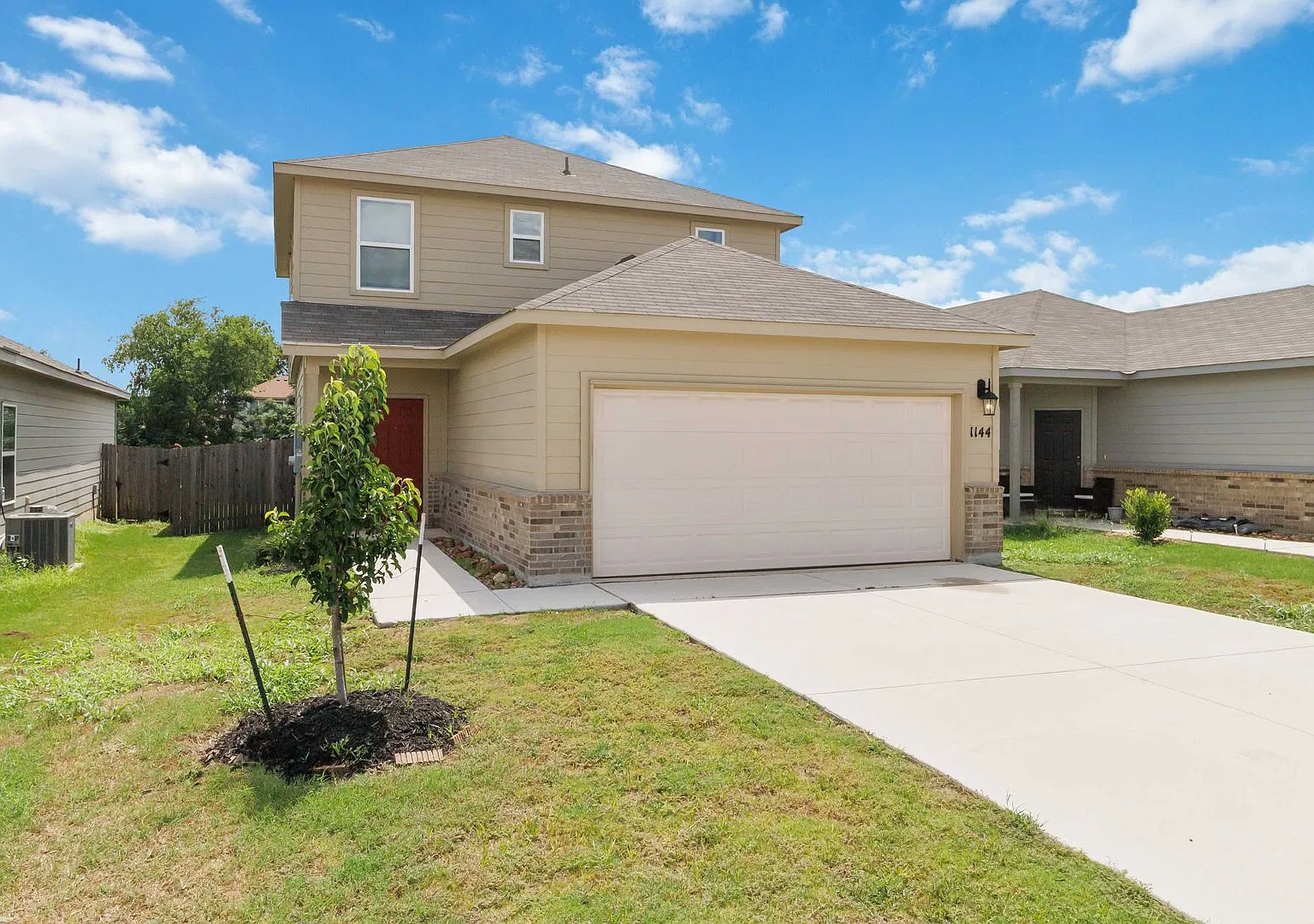 Beautiful Home in New Braunfels! — Photo 1