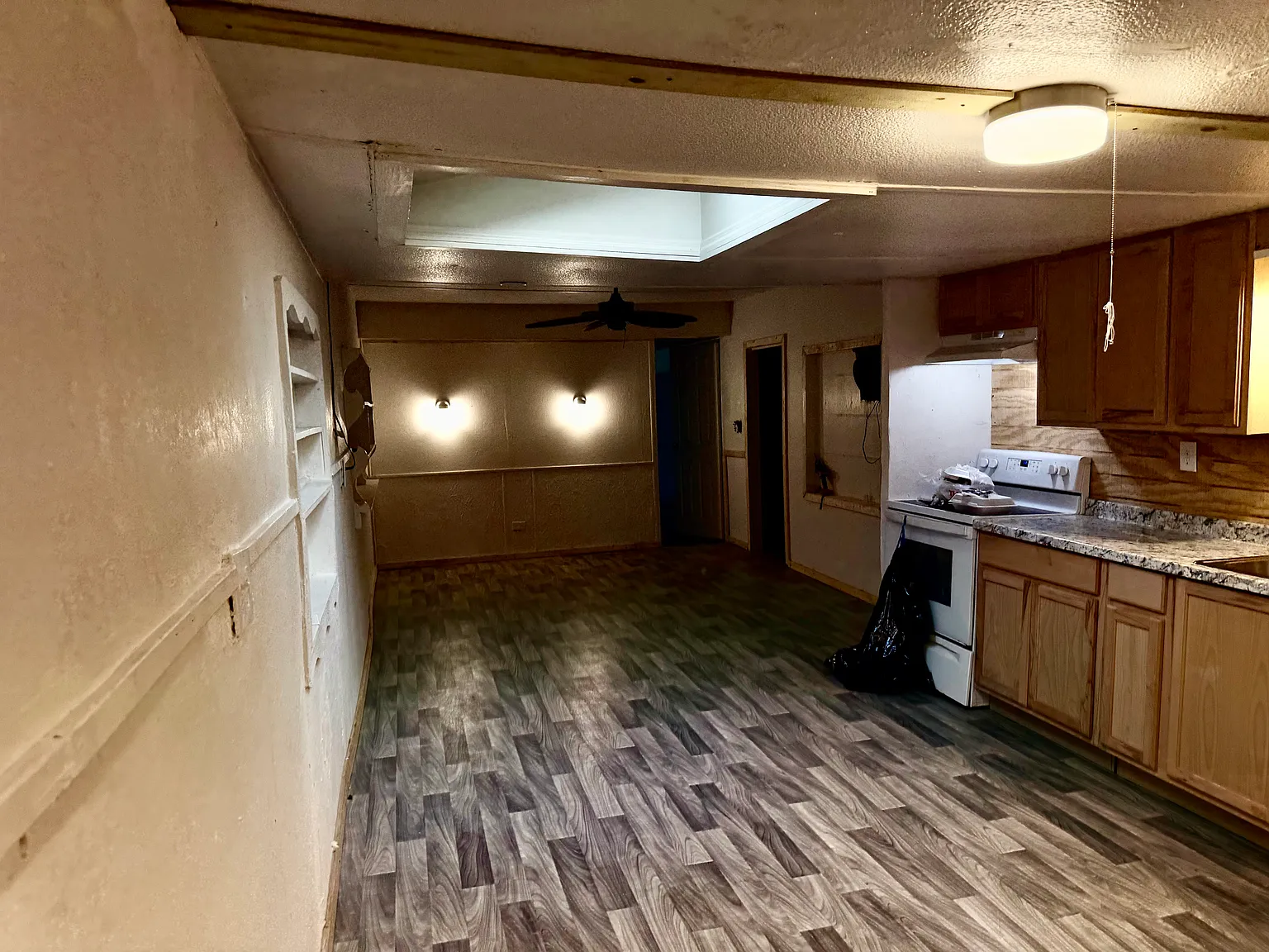 3 bed, 732 sqft, $1,400 — Photo 3