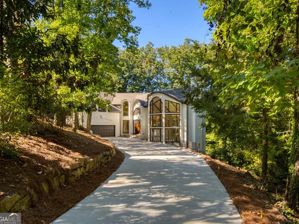 450 Overview Dr, Sandy Springs, GA 30327