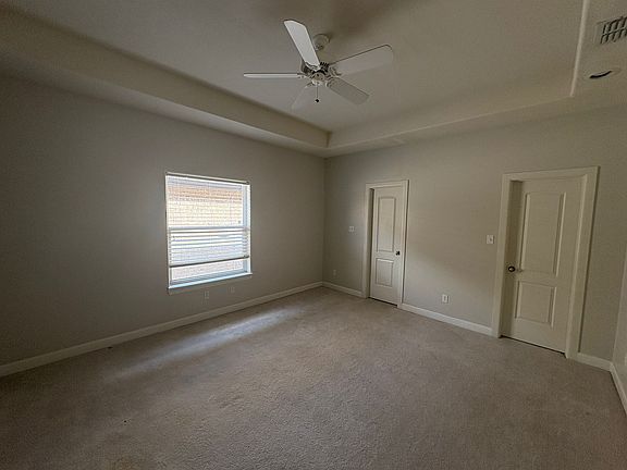 3rd image of 210 Rio Grande Dr