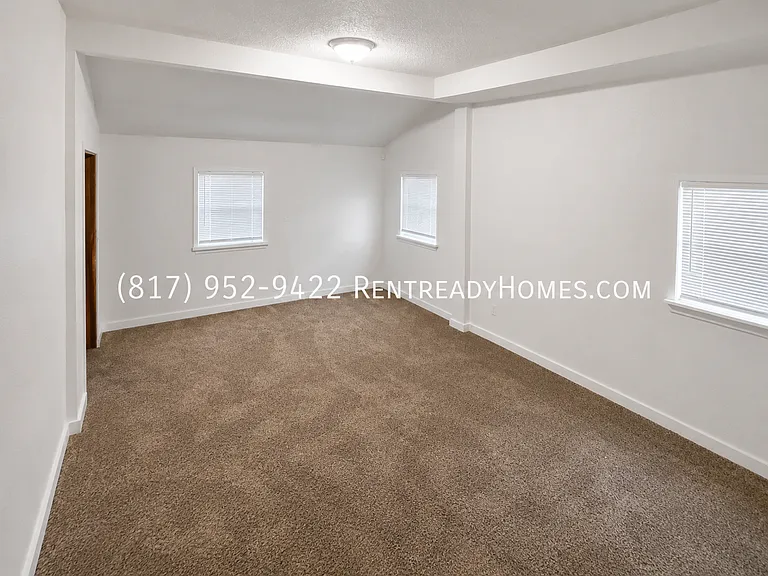1416 Woodward Rd — Photo 14