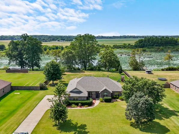 13101 Secretariat Dr N, Scott, AR 72142