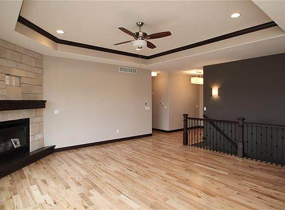 5th image of 703 Ground Plum Cir