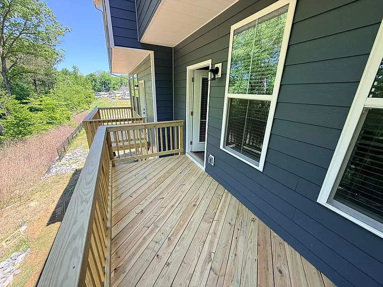 4136 Auburn Oak Ln — Photo 32