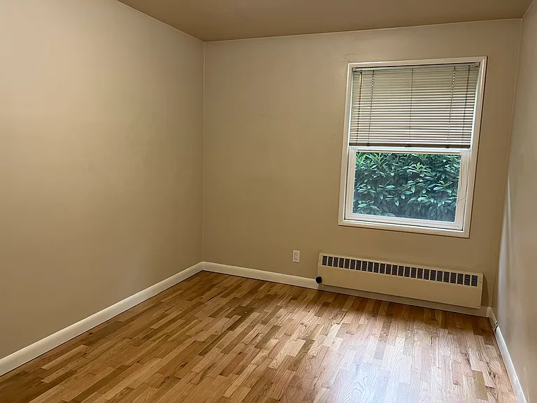 5243 22nd Ave NE #6 — Photo 6