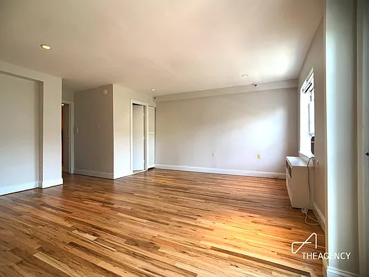 Rented by The Agency | media 24