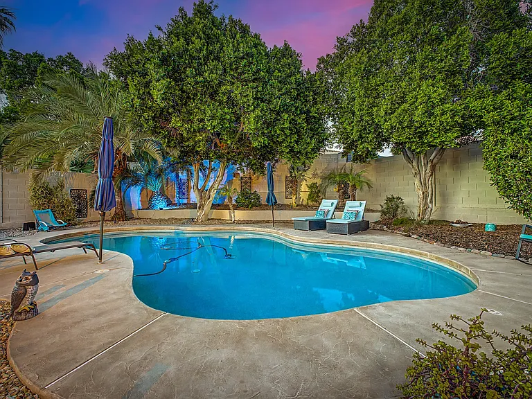 1622 W Nighthawk Way — Photo 33
