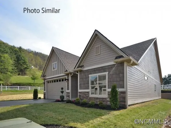 87 Burlington Ln, Fletcher, NC 28732