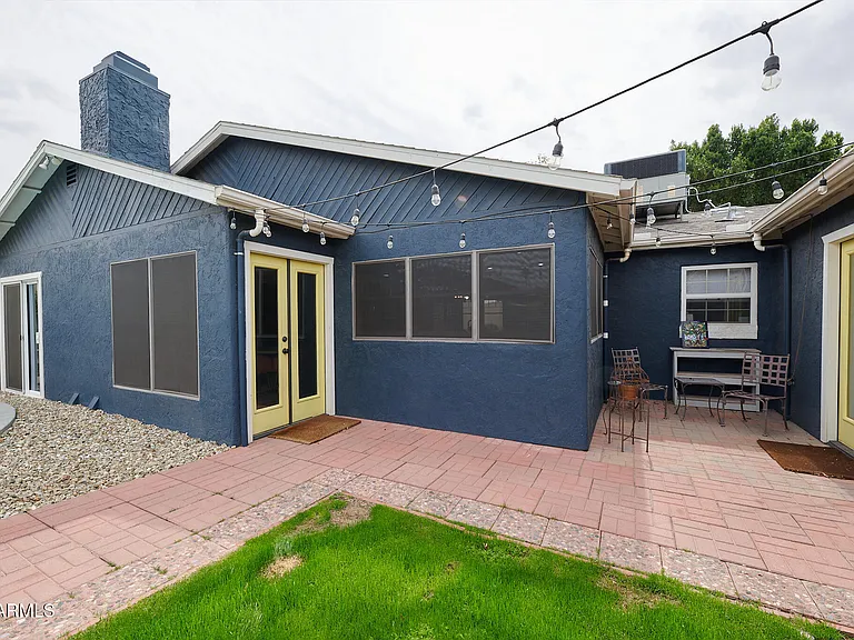 1708 E Montebello Ave — Photo 7