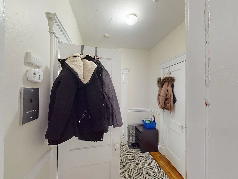 5 Walbridge St #6 — Photo 3
