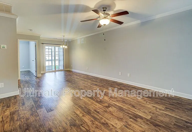 1071 Bridgeport Way — Photo 6