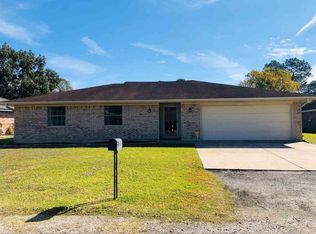 3841 Fish Hook Ln, Bridge City, TX 77611