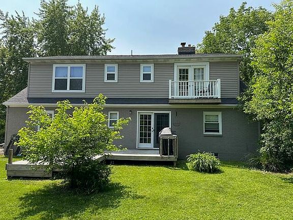 4th image of 1428 Woodlawn Ave SE