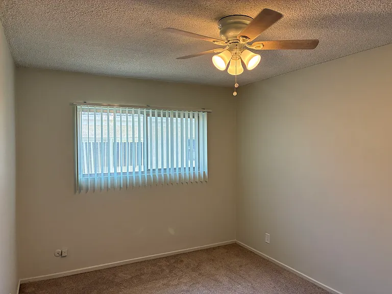 319 N Kenwood St #6 — Photo 5