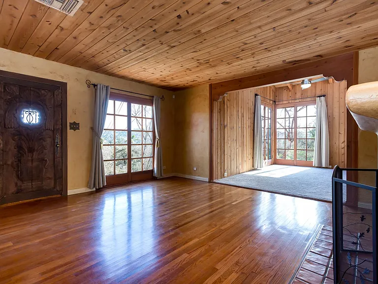 8873 Golf Dr — Photo 7