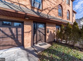 131 Village Dr, Boyertown, PA 19512