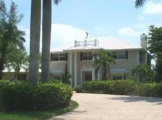 8802 Estate Dr, West Palm Beach, FL 33411