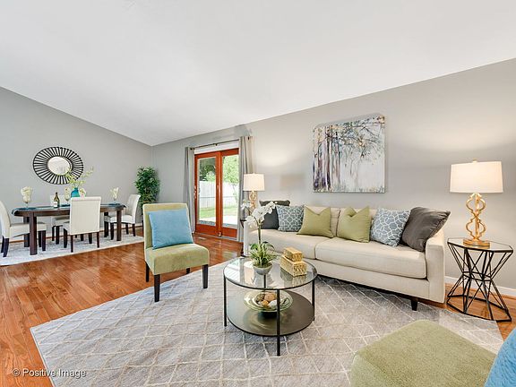 5th image of 2211 Pinehurst Dr