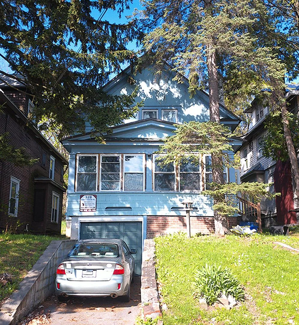 328 Greenwood Pl - Available 8/1/27 - Single Family Home with Enclosed Front Porch — Photo 1