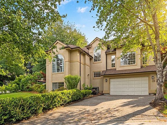 2nd image of 116 Parkside Dr