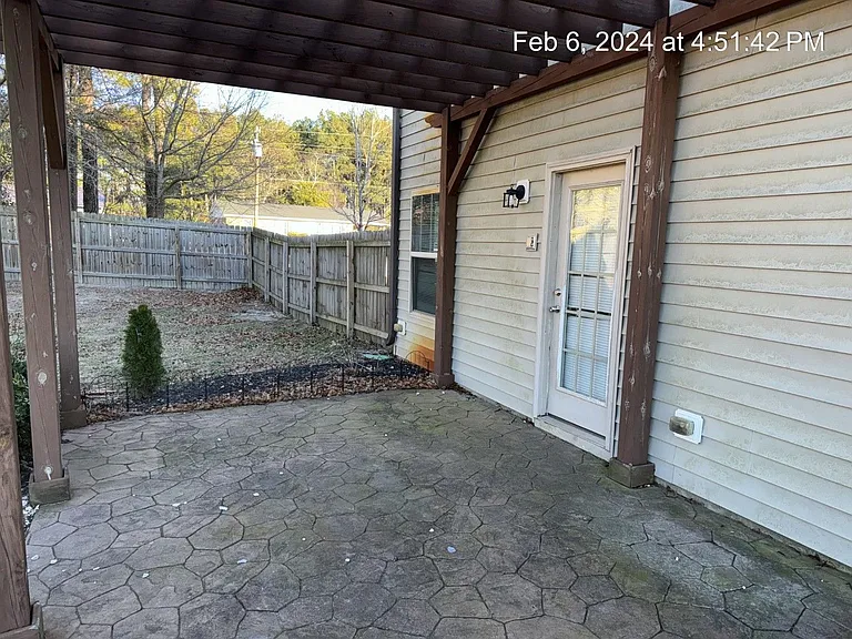 118 Blackhawk Ln — Photo 4
