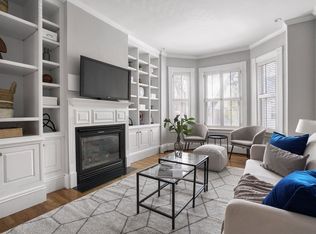 566 E 7th St #2, Boston, MA 02127
