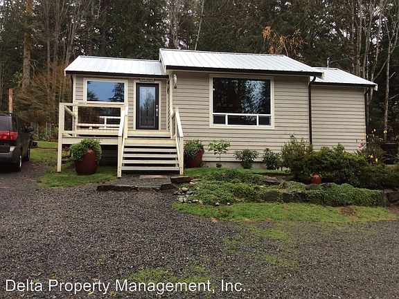 2nd image of 10509 Spruce Blvd NW