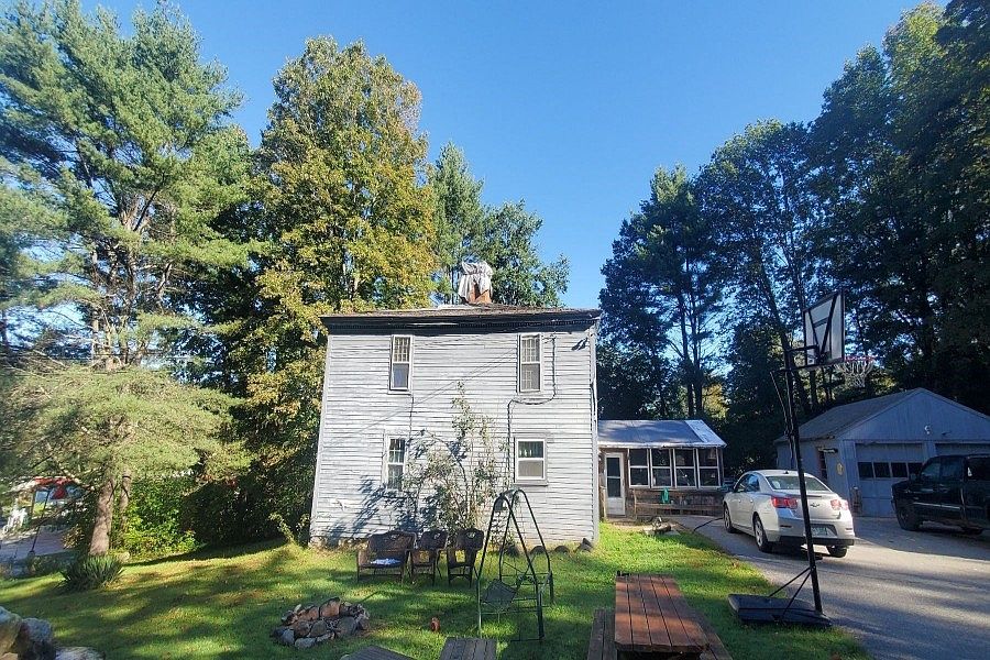 1st image of 21 Atwood Way
