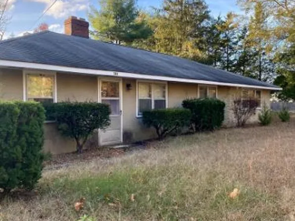 303 Chairville Rd, Southampton, NJ 08088