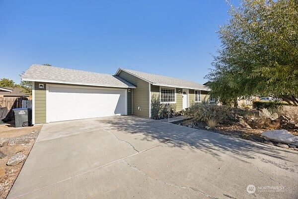 1st image of 1001 E Hayden Drive