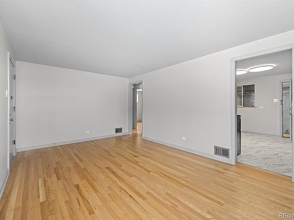 5th image of 1382 S Dale Court