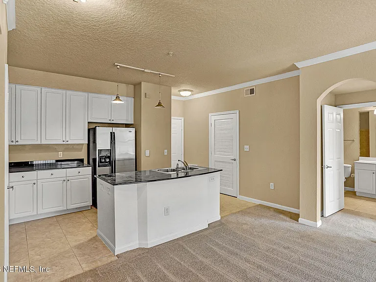 8539 Gate Pkwy #9330 — Photo 7