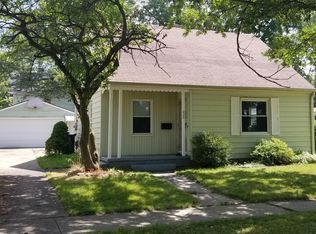 820 Stanley St, Lansing, MI 48915