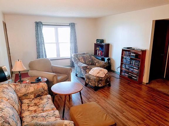 4th image of 424 Jeffrey Ln #426