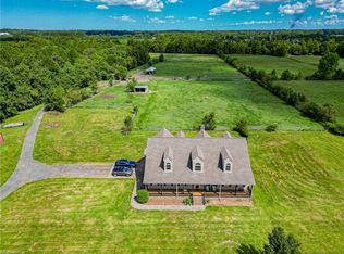 2428 Number 10 Ln, Chesapeake, VA 23323
