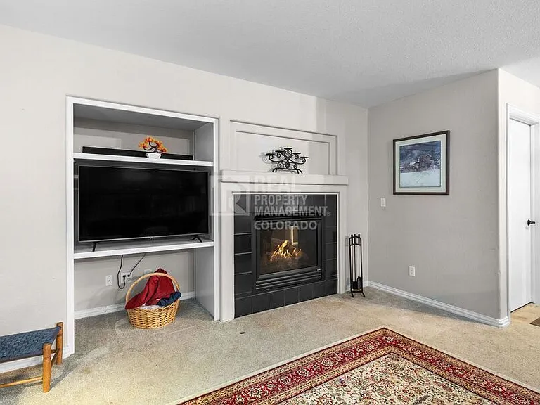 20650 E Dartmouth Dr — Photo 8