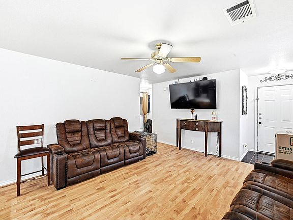 5th image of 15001 Arizona Oak Ln